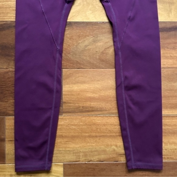 Fabletics Motion 365 Leggings - Picture 7 of 15